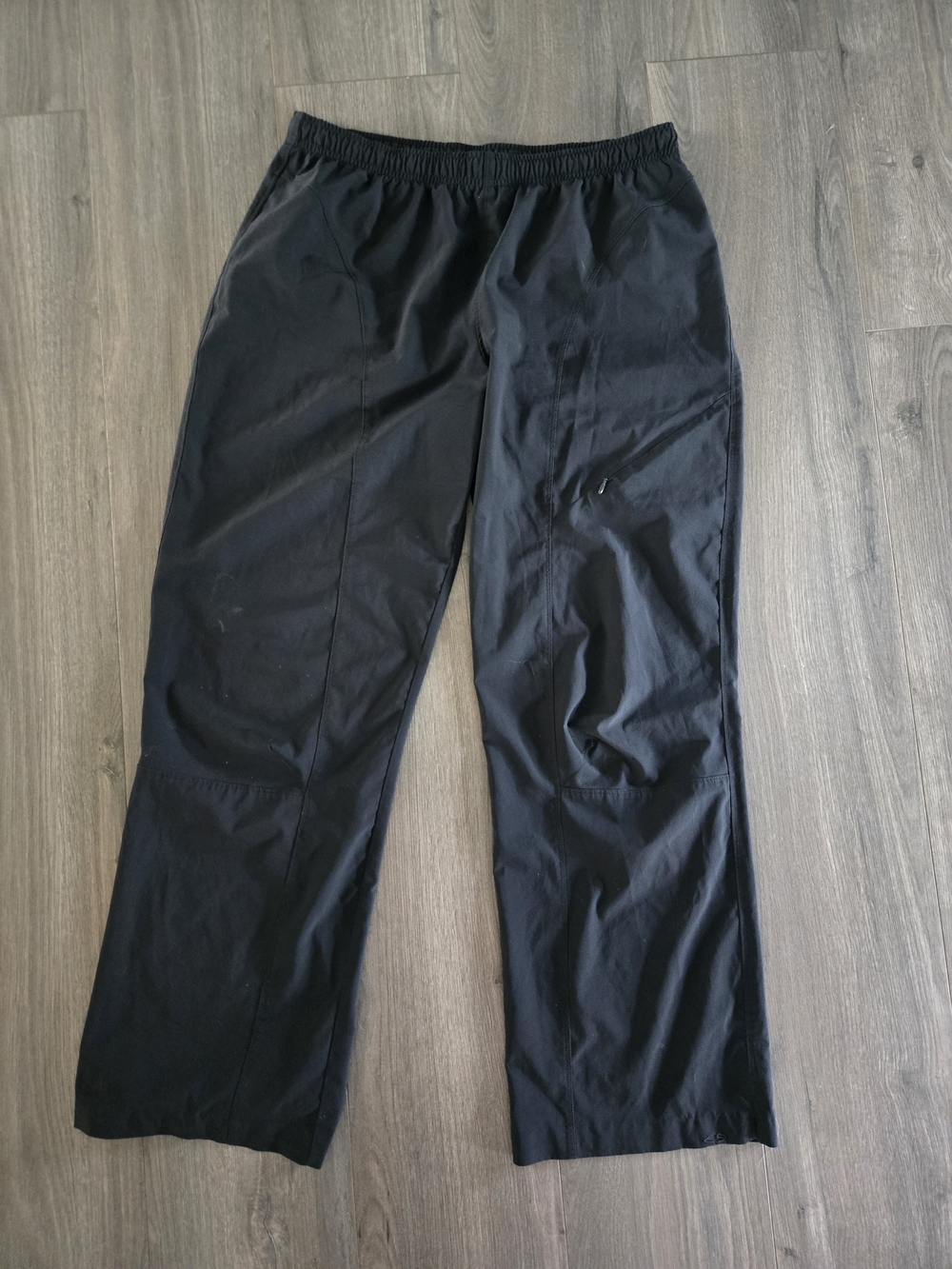 Champion Athletics Women’s Size Medium Track Pants Black Euc Front Zip Pocket